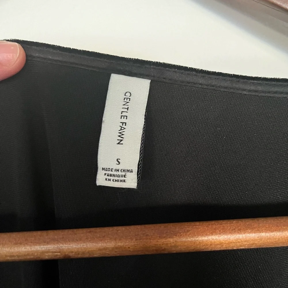 Gentle Fawn Velvet Top Black Women’s Small - Picture 2 of 3